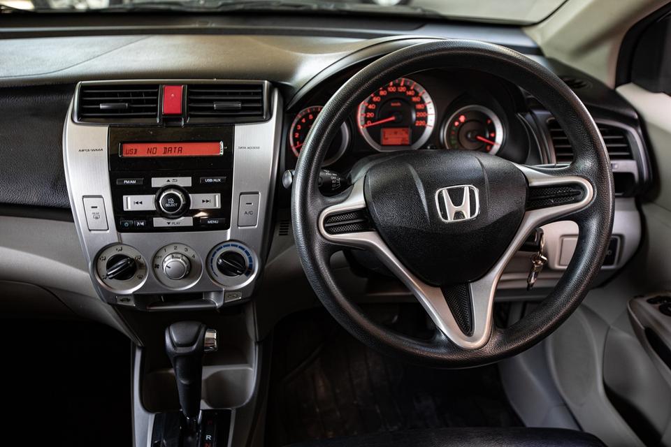 Honda City 1.5S เกียร์ออโต้ Auto ปี 2010 สีขาว มือเดียวป้ายแดง 16