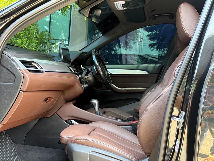 2022 BMW X1 20D MSPORT LCI รถมือเดียวออกป้ายแดง รถวิ่งน้อย เข้าศูนย์ทุกระยะ ไม่เคยมีอุบัติเหตุครับ 12