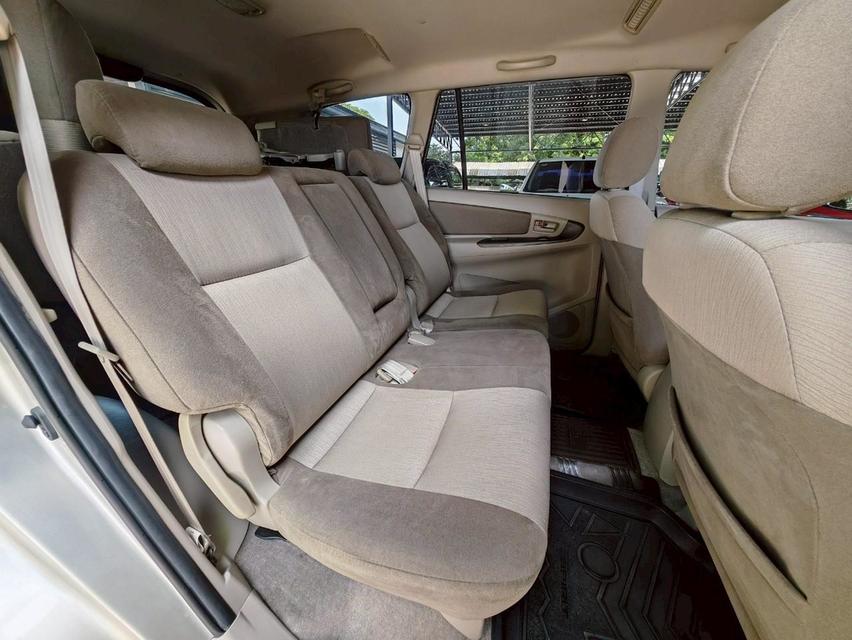 2012 TOYOTa INNOVA 2.0 G เบนซิน 11