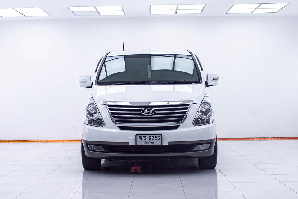 HYUNDAI GRAND STARLEX VIP 2.5 2012