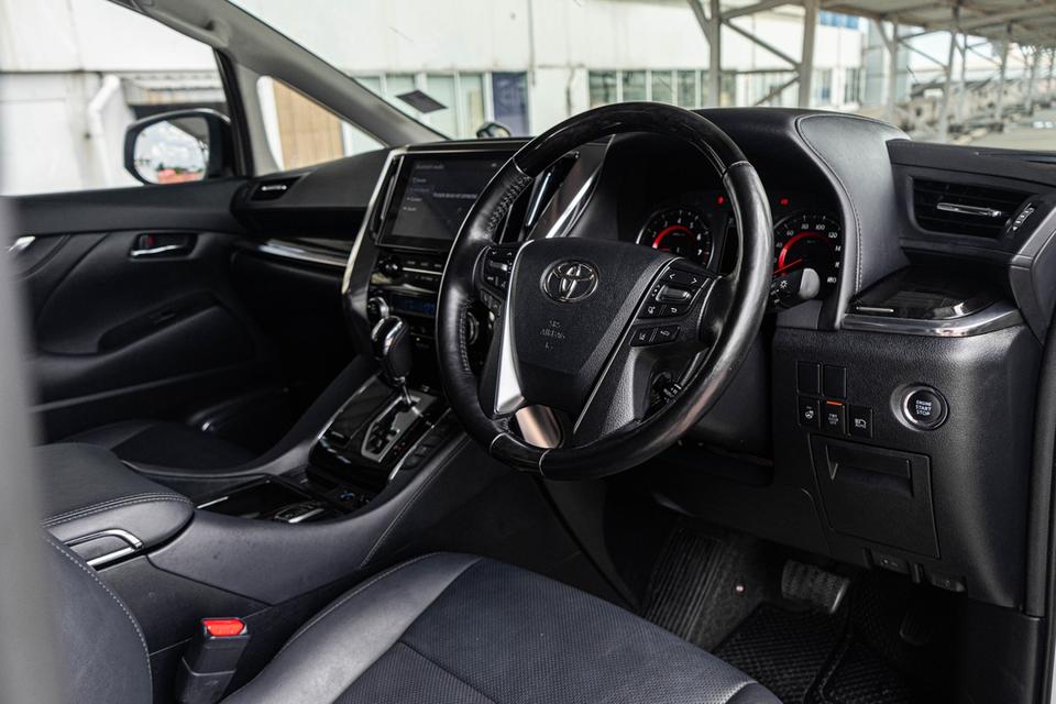 Toyota ALPHARD 2.5 SC-Package AT 2023 (ขข 8488 ใส่ ชม 6188 ถ่าย ไม่ให้เลขป้ายทะเบียน)ไมล์ 88,xxx km. !!! รา รูปที่ 11