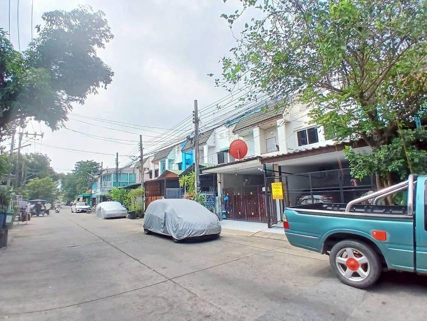 ขายบ้าน 2 ชั้น หมู่บ้านมโนรมย์ 4 ถนนเลียบคลองสอง19 2