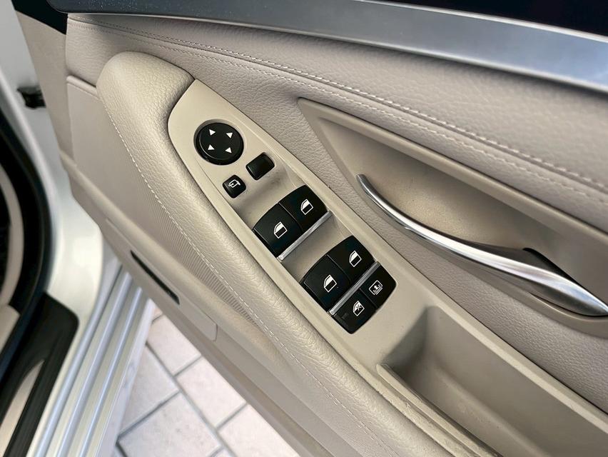 รหัสรถ WMT725 BMW 523i ปี 2014  10
