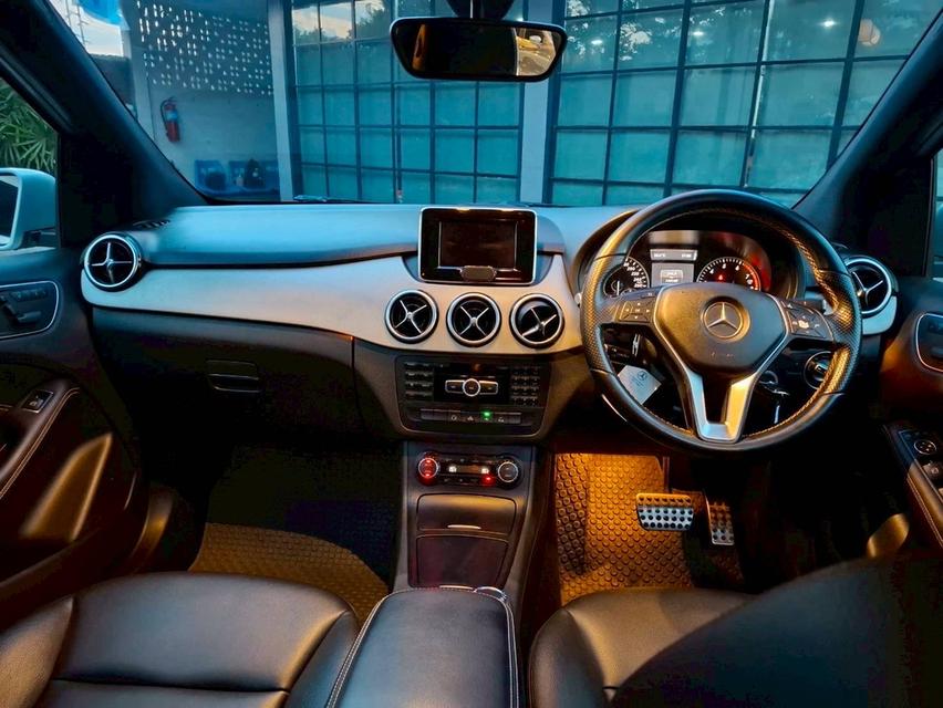 รหัสรถ KN8119 BENZ B-CLASS W246 B200 ปี2015 12