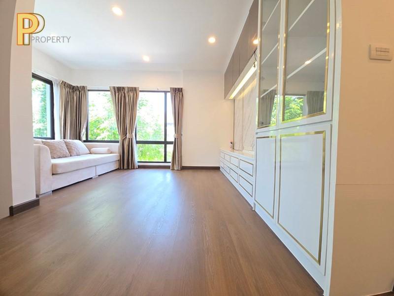 บ้านหรู Luxury Living ใจกลางพัฒนาการ รีโนเวทใหม่ พร้อมอยู่ ในโครงการคุณภาพ The City Pattanakarn 11