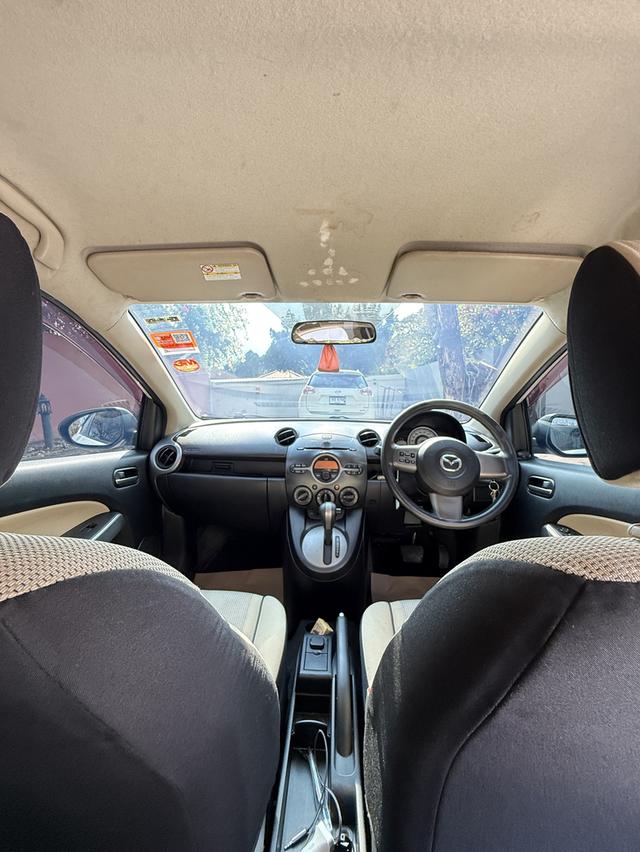Mazda 2 ปี 2010 รถมือเดียว เจ้าของขายเอง รูปที่ 9