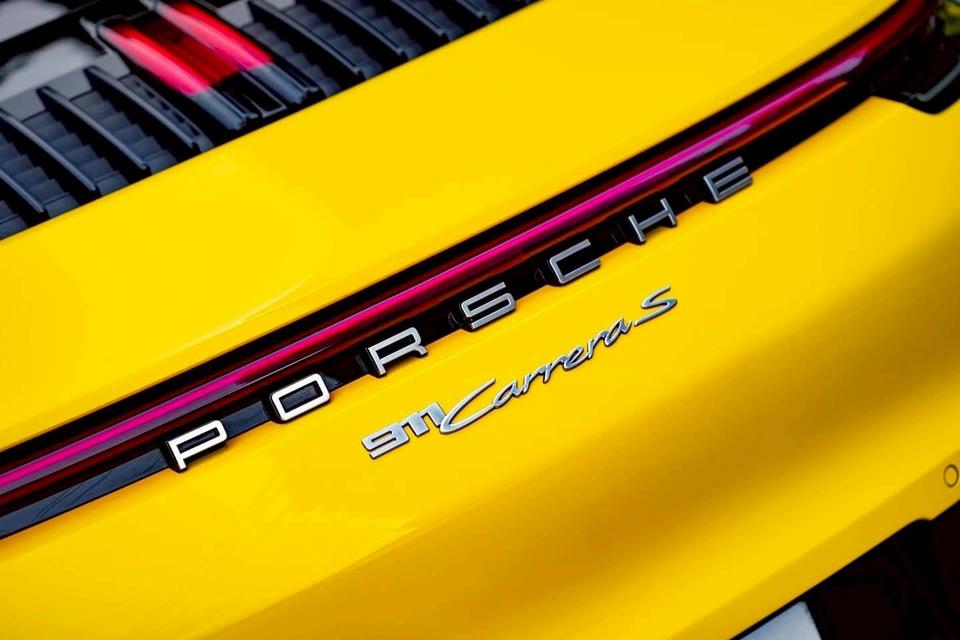รหัสรถ PR20 Porsche 911 Carrera S (model 992) ปี 20  10