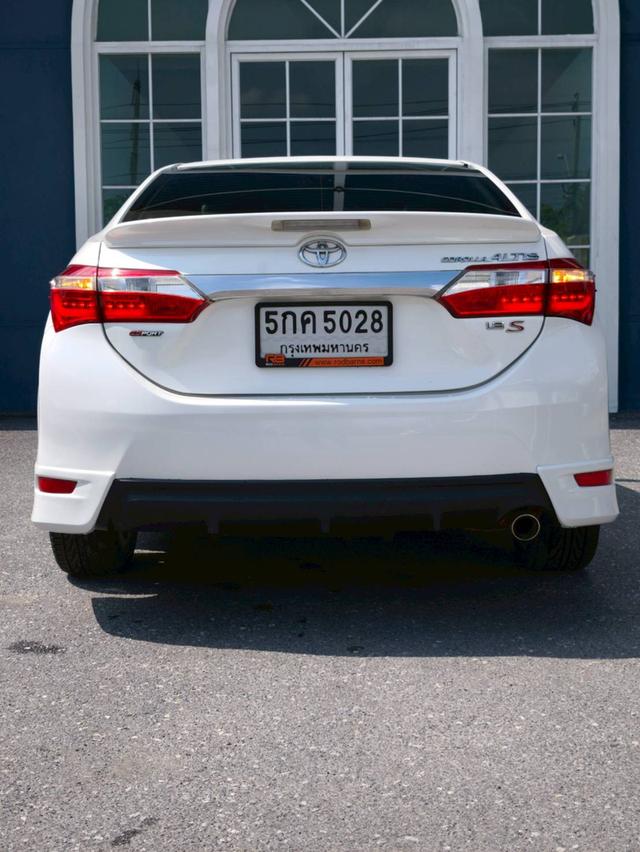 Toyota Altis 1.8 S Auto 13