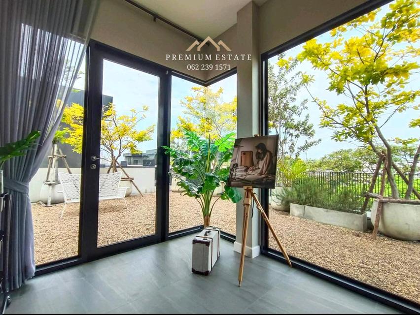ขายบ้านเดี่ยว 3 ชั้น ระดับ Luxury พร้อมลิฟต์ในบ้าน | พระราม 9-รามคำแหง | ขนาด 515 ตรม. | 4 ห้องนอน | 5 ห้องน 11