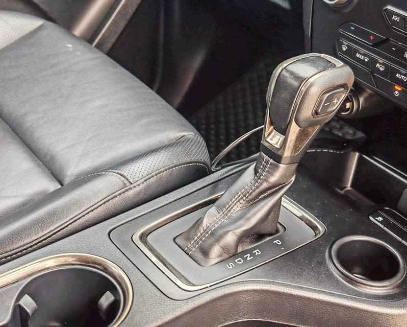 FORD EVEREST 2.0 TREND 8