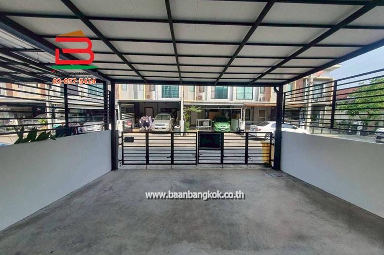 ทาวน์โฮม เดอะคอนเนค 12 รามอินทรา 65 แยก 2-2-2 (ใกล้เพลินนารี่มอลล์) เนื้อที่ 21.4 ตรว. แขวงท่าแร้ง เขตบางเขน 2