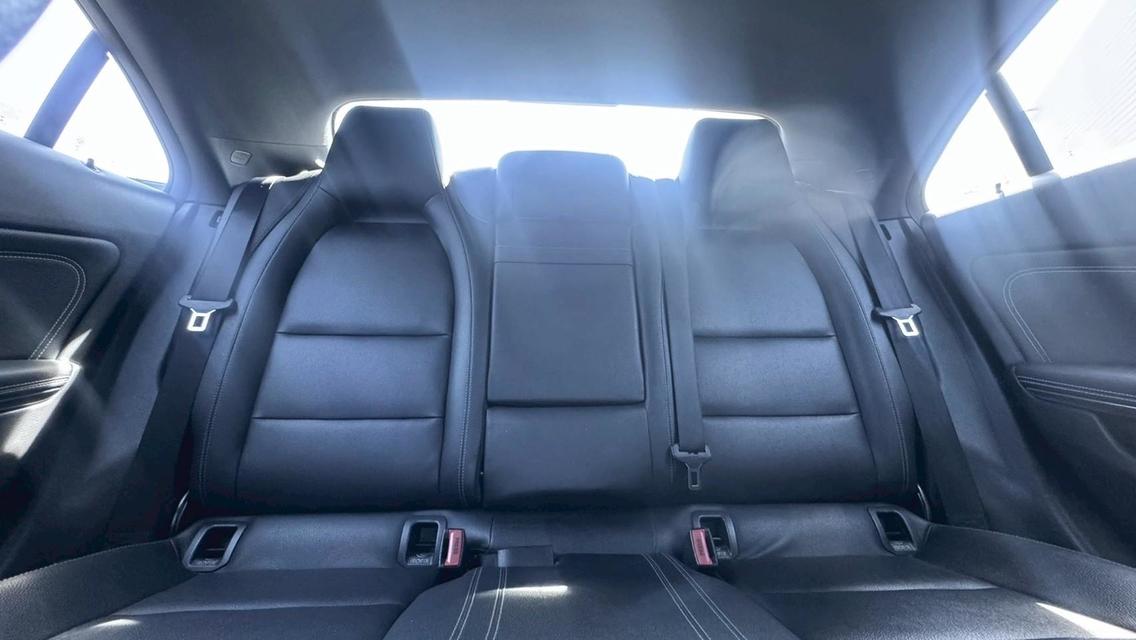 รหัสรถ TPV8822 CLA 200รุ่นย่อย : Urbanปี : 2018 20