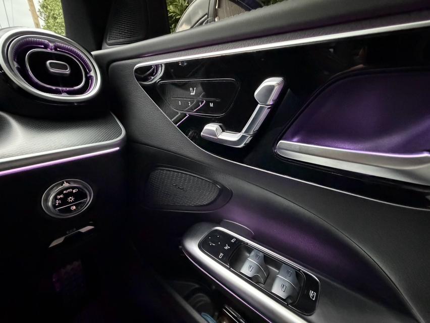 Mercedes Benz C 220d AMG Line 2024 สีดำ 🚗รถสวยมือเดียว สีเดิม รูปที่ 12
