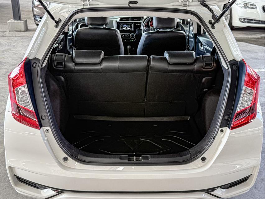 2020 HONDA JAZZ, 1.5 i-VTEC S 11