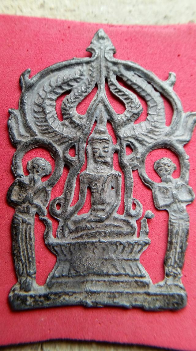 พระปรุหนัง กรุวัดมหาธาตุ จ.พระนครศรีอยุธยาเนื้อชินเงิน