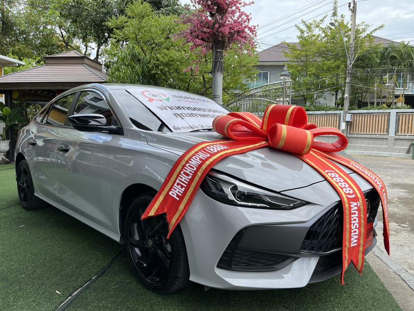 รุ่นพิเศษ! MG5 1.5 10th Anniversary ปี 2024 14