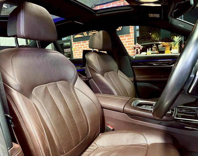 BMW 730ld M Sport ปี 2016 วิ่ง 2xx,xxx KM. รูปที่ 13