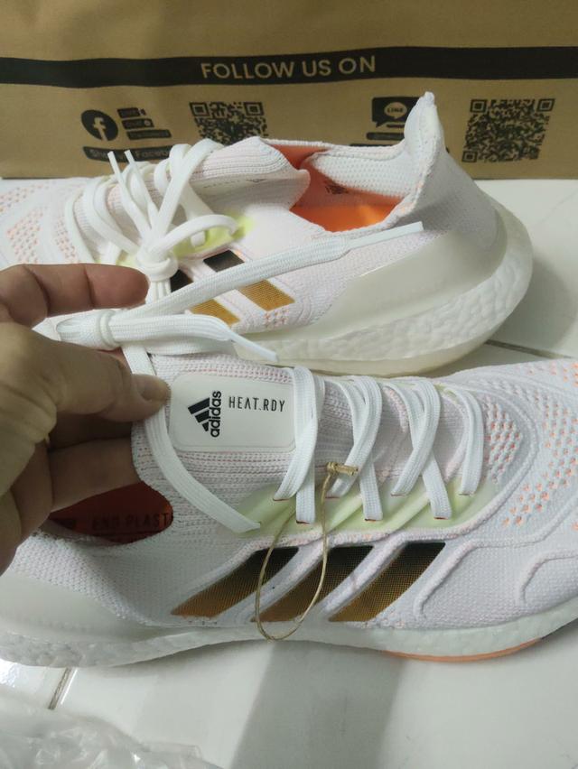 รองเท้า adidasULTRABOOST รูปที่ 3