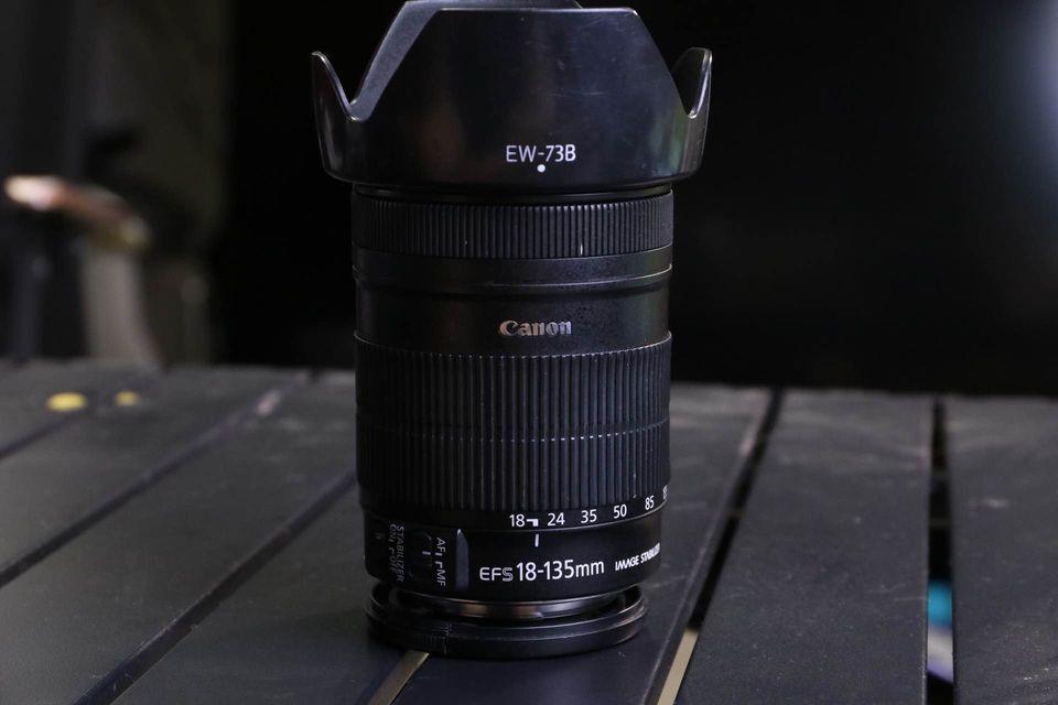 เลนส์ Canon EF-S 18-135mm f/3.5-5.6 IS ไม่มีฝ้า ไม่มีรา 1