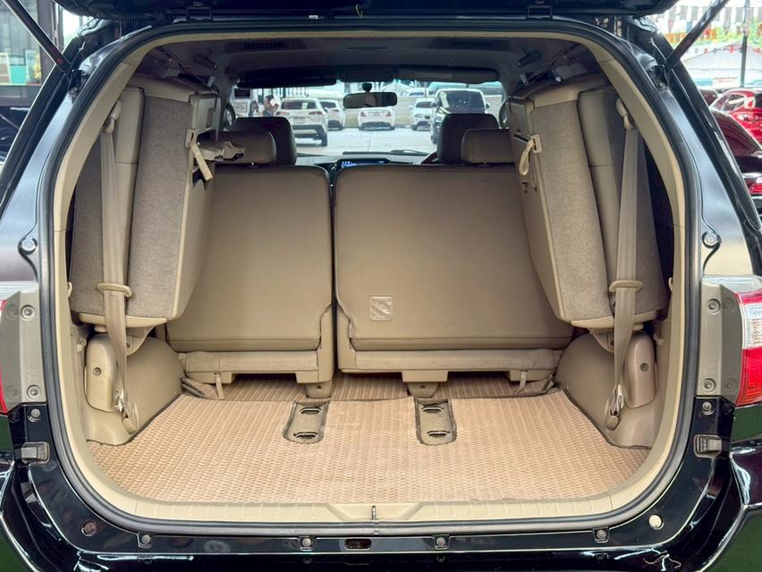 TOYOTA FORTUNER 2.7 V ปี 2011 14