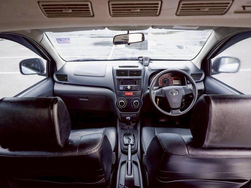 รหัสรถ QT5460 Toyota Avanza 1.5 E เกียร์ Auto สีบอร์นเทา ปี 2014 9