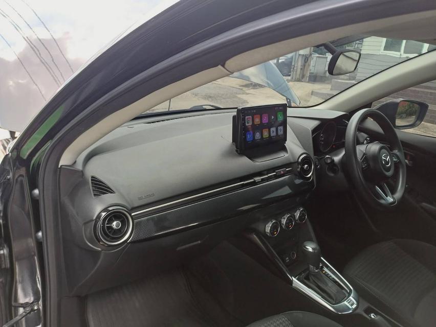 ปี2017 MAZDA 2 Sport 5ประตู มือเดียวออกห้าง ชุดแต่งรอบคัน MAX ตัวใหม่ 17