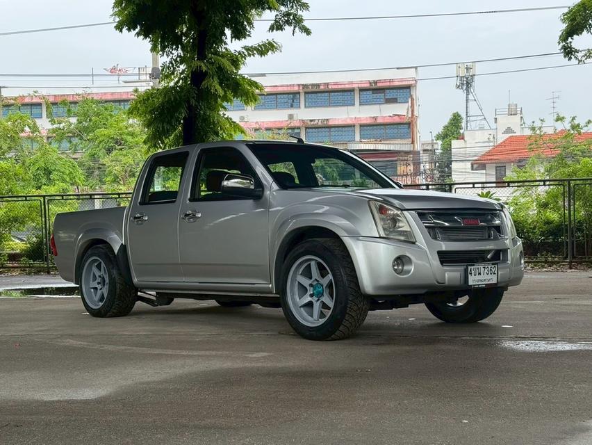 ขายรถ Isuzu D-max 3.0 AT 4 ประตู ปี 2011 สีเทา