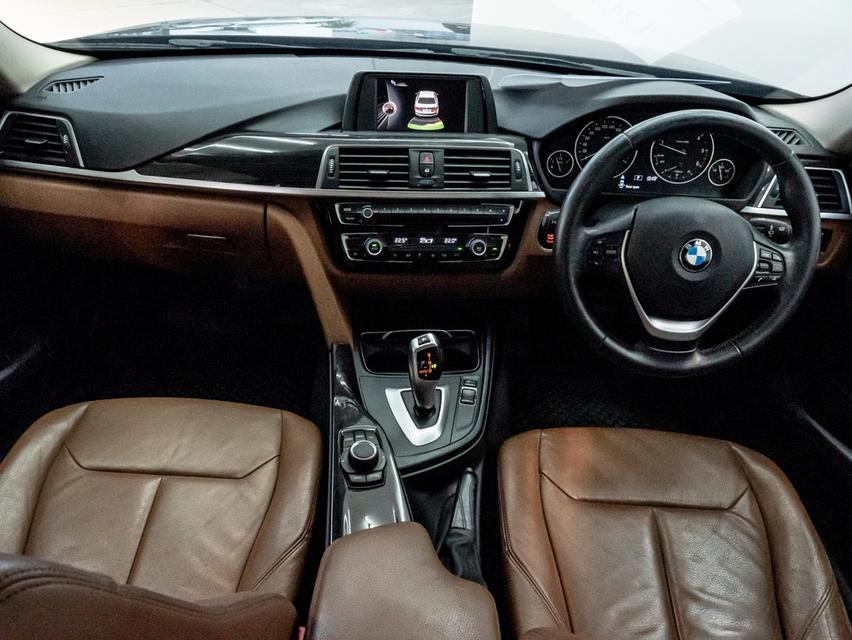 BMW (F30) -320d Luxury Line ปี2016 14