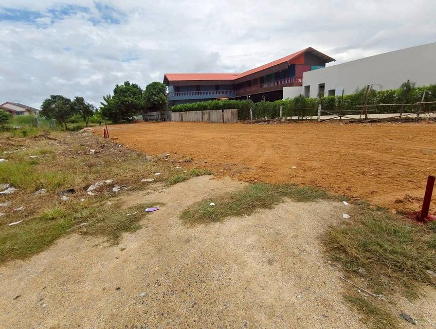 ขายที่ดิน พัทยา ติดต่อ 083-197-1682 4