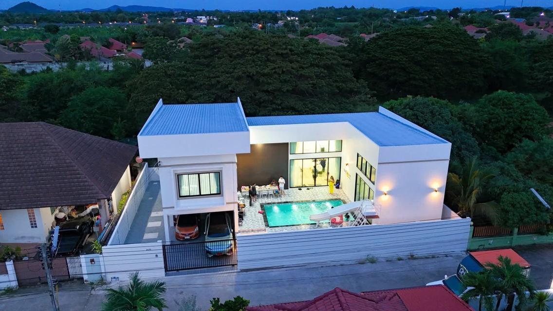 Selling pool villa style modern nearly Jomtien beach 3KM. 1