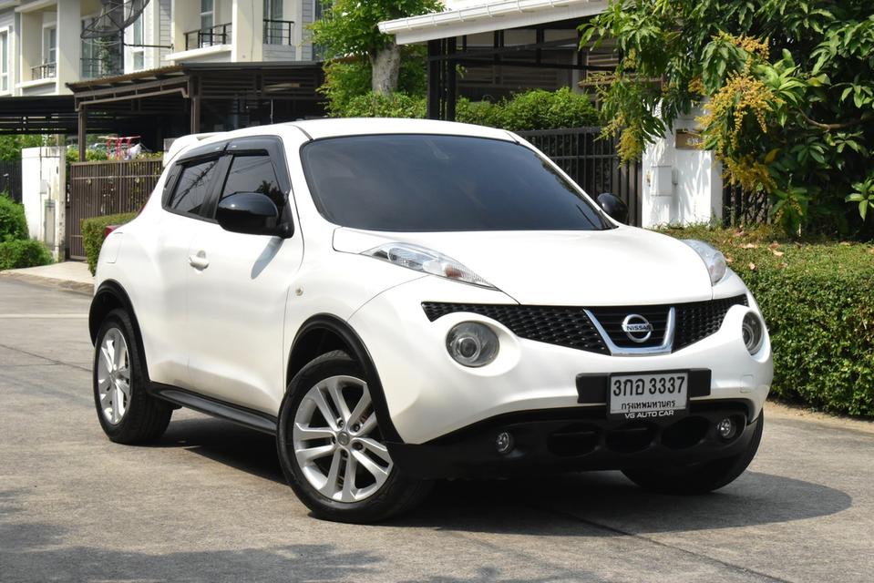 Nisssan Juke 1.6V auto  14