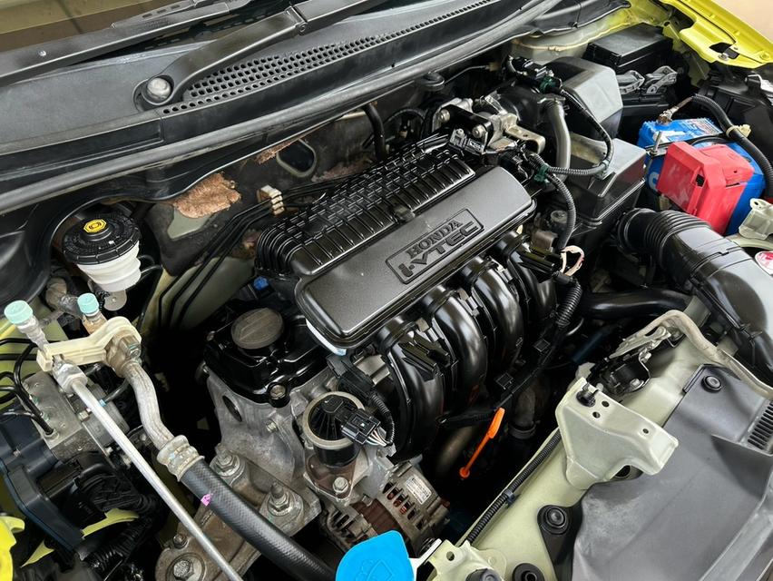 Honda Jazz 1.5sv ปี 2015 17