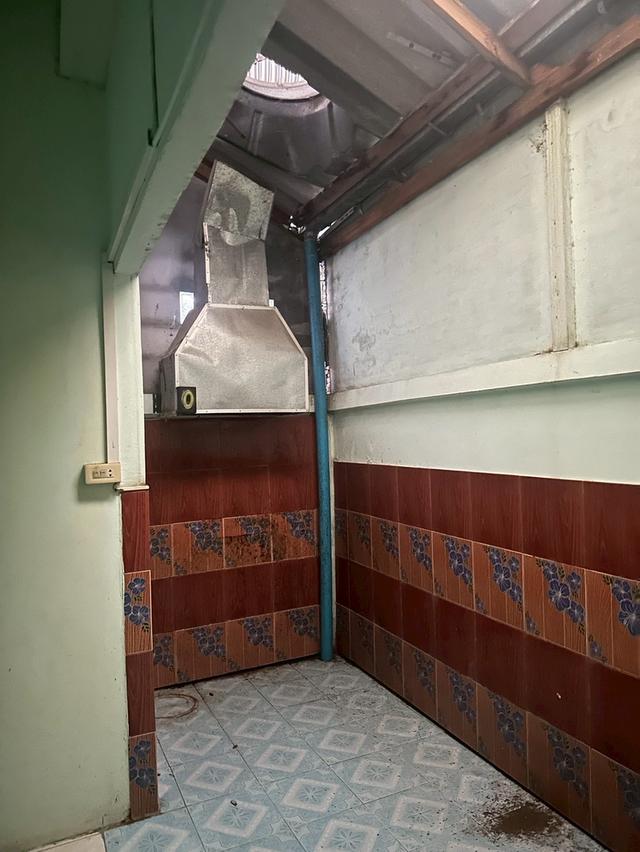 บ้านทาวน์เฮาส์2นอน2น้ำ1ที่จอดรถ 6