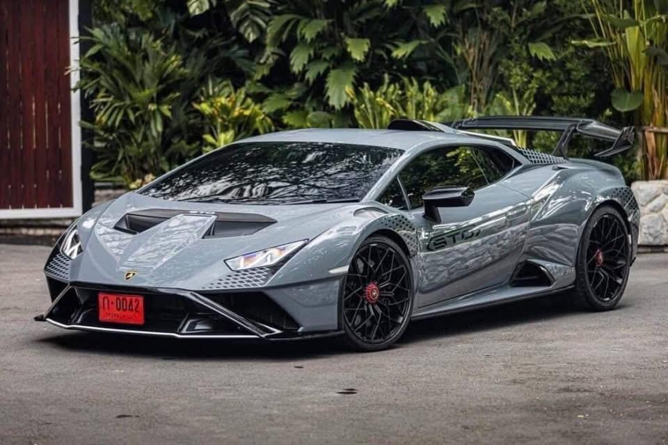 ขายด่วน Lamborghini Huracan STO ปี 2023 2