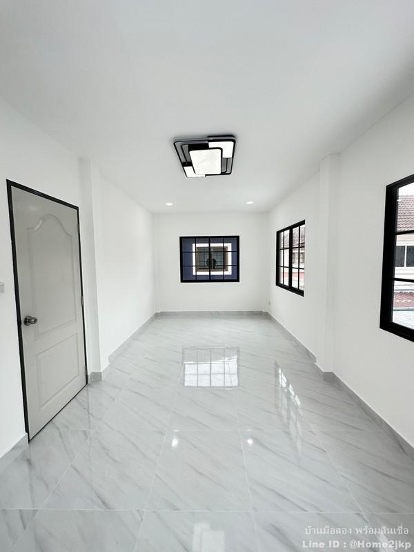 เคซี กรีนวิลล์ มิตรไมตรี 19