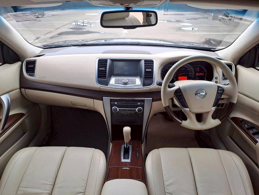 Nissan Teana 2.5 XV รุ่นท็อปสุด ปี 2011 หลังคาซันรู๊ฟ สภาพสวยมาก มือเดียวจากป้ายแดง 8