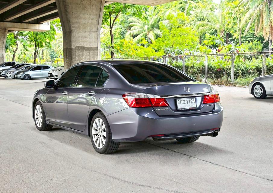 2014 Honda ACCORD 2.0EL รถมือเดียวพร้อมใช้ รูปย่อยที่ 4