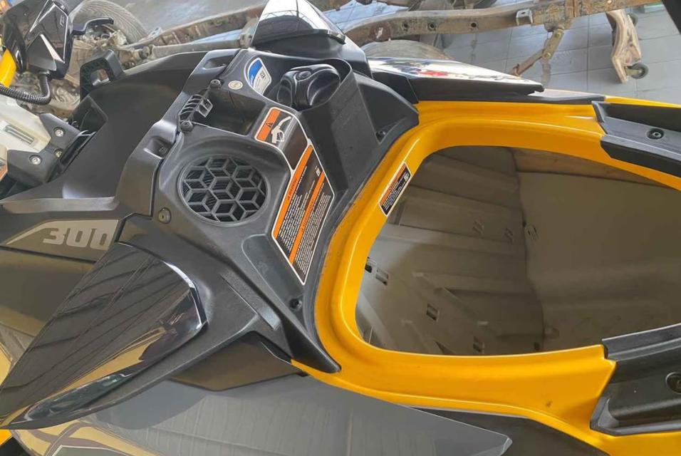 Seadoo RXP-X300 ปี 2024 สีเหลือง 2