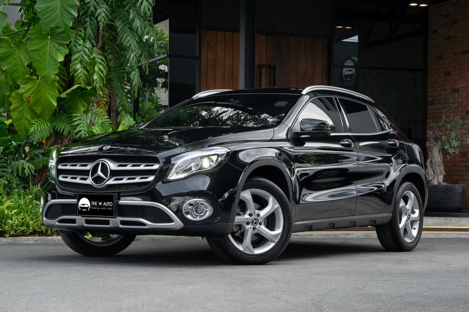 “Mercedes-Benz GLA200 Urban“ Facelift ปี 2017