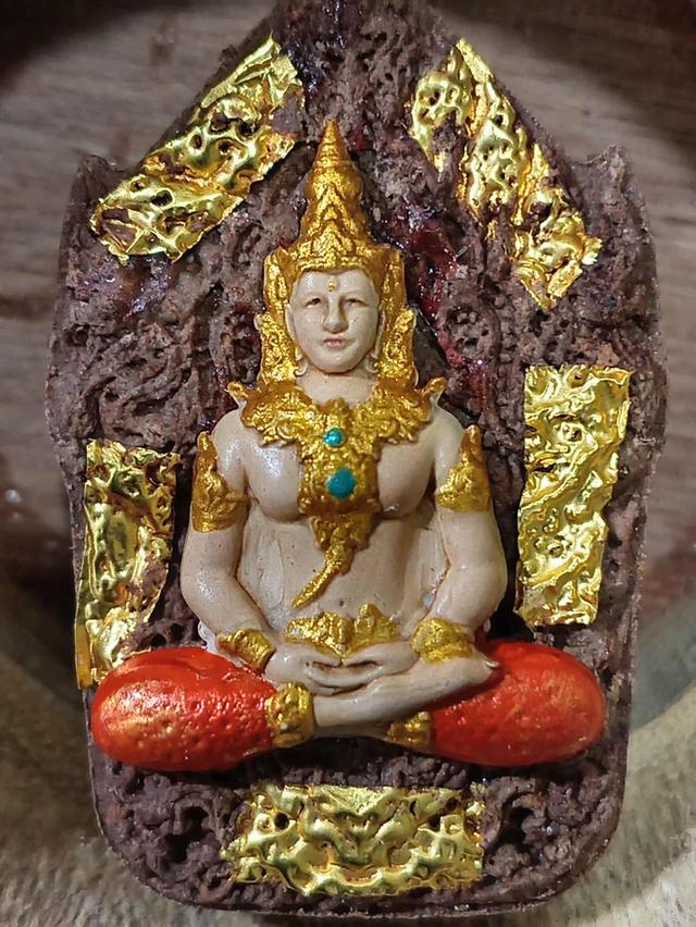 ขุนแผนจันทร์เพ็ญ จิ้งจอก 9 หาง