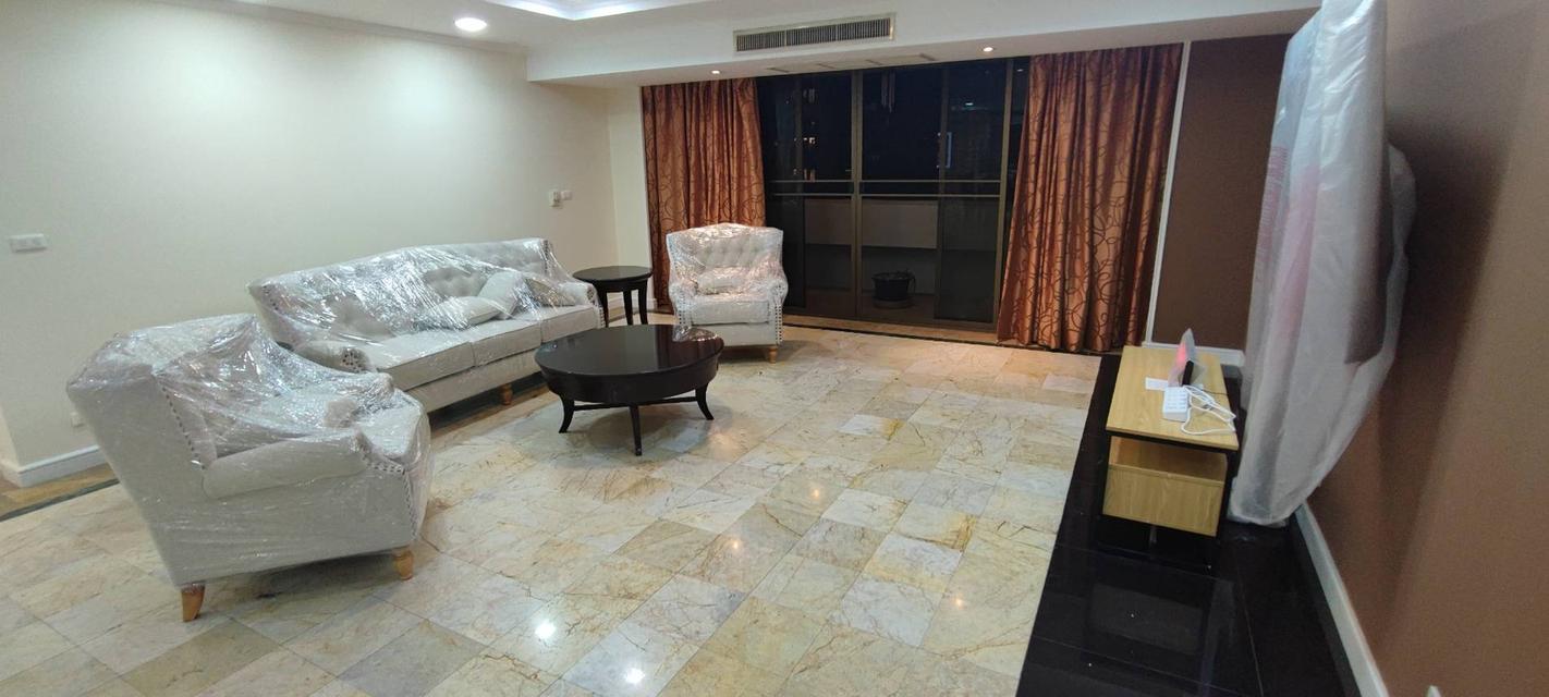 Rent Luxury Condo big size 265 sqm. 3 Beds 3