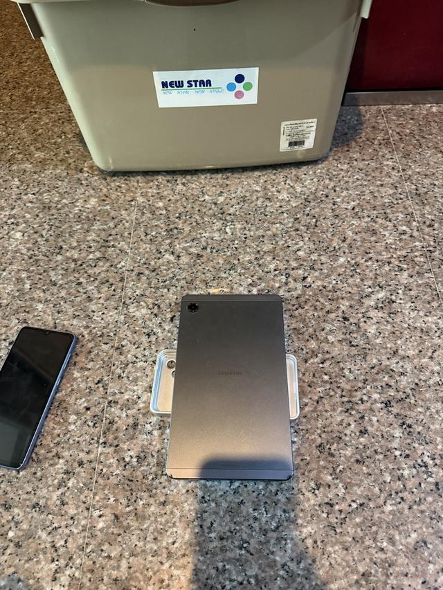 ขายSamsungTabA11สีGrayจอไม่เบรินไม่มีจุดไม่มีเส้นสภาพนี้หายากLTEใส่ซิมได้ถูหๆ รูปที่ 2