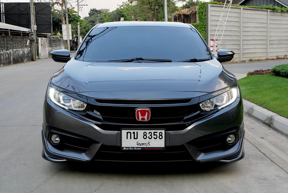 CIVIC FC 1.8 EL ปี2018 รถบ้านมือเดียว ประวัติศูนย์ชัดเจน