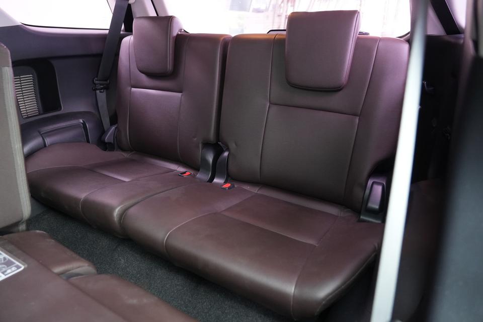 2020 TOYOTA FORTUNER 2.4 V 2WD SUV สีดำ เลขไมล์ 85055 กม. 16