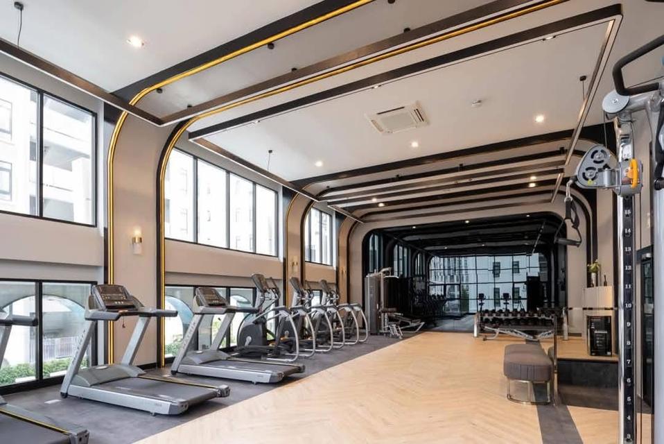 รหัส06 🔥 ขายคอนโดหรู Aspire Asoke-Ratchada - ราคาเพียง 3.4 ล้านบาท! 🔥