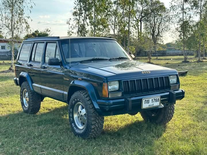 Jeep Cherokee รีบขาย