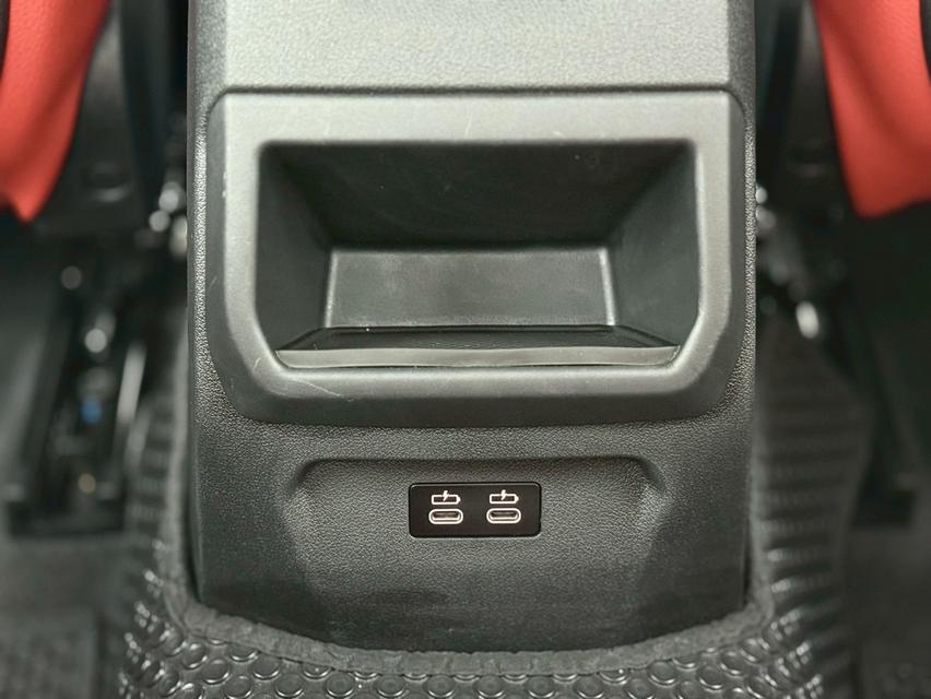 BMW 220i ปี22 17