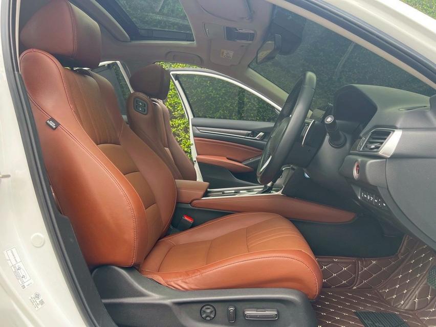 Honda #Accord 2.0 eHEV TECH ปี 2022 สีขาวมุก Top Sunroof ไมล์ 20,000 กม. 9