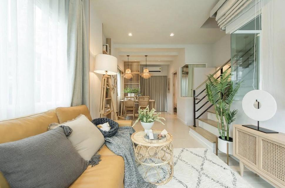 บ้านทาวน์โฮม 2 ชั้น ตกแต่งบิ้วอินสไตล์มูจิ ฟรีค่าส่วนกลางปี 2569✅ 1