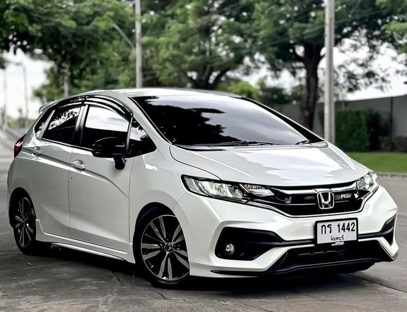 ส่งต่อรถ Honda Jazz ปี 2020 จังหวัด เชียงใหม่